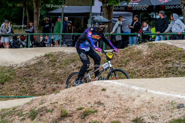 BayBMX2026-05173 | Fotogalerie von Thomas Dettweiler mit Eventbildern und lizenzfreien Fotos. Perfekt als Wandbild, für Büro, Website oder private Nutzung. - Realisiert mit Pictrs.com