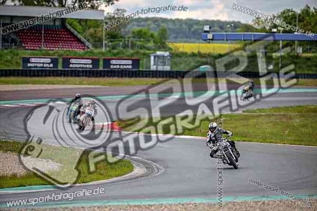 pubi2446 | Professionelle Fotos von Sportveranstaltungen, aber auch Hochzeiten und anderen Events. - Realisiert mit Pictrs.com