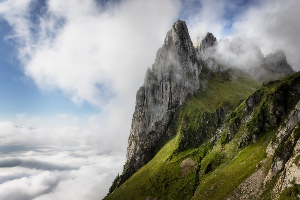Castle in the Sky | tobiasneyer - Realisiert mit Pictrs.com