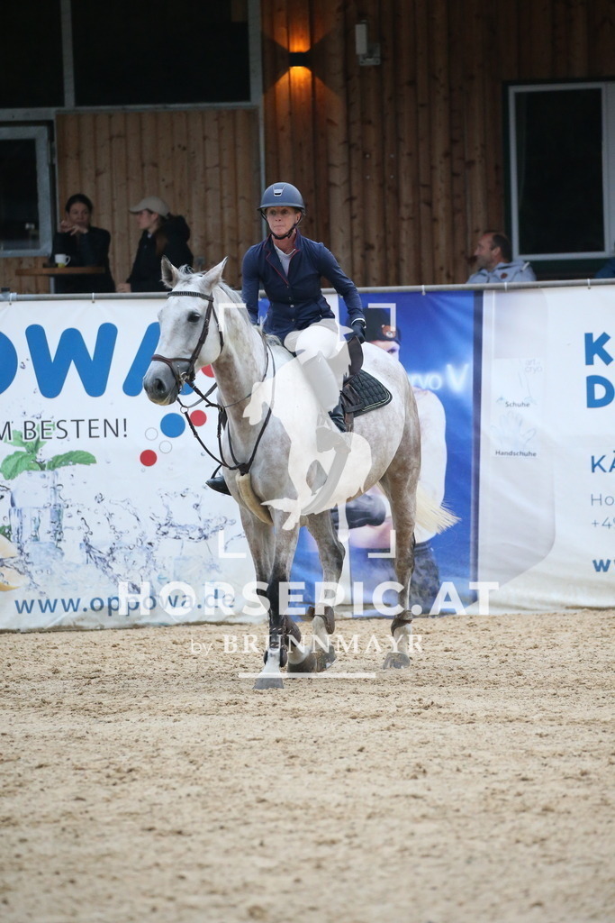 DL2Q6727 | Willkommen bei Brunnmayr - Design & Fotografie – Ihrem Spezialisten für Reitturniere und Pferdeveranstaltungen in Oberösterreich, Salzburg und Bayern! Seit über 17 Jahren sind wir leidenschaftlich dabei.