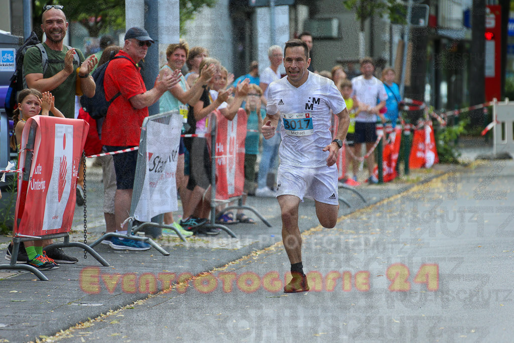 220625_1624_EX1_4623 | Sportfotografie im Rhein-Sieg Kreis, Köln, Bonn, NRW, Rheinland Pfalz, Hessen, etc. Unser Tätigkeitsfeld umfasst den Laufsport vom Volkslauf über den Marathon, Duathlon, Triathon bis zum Ultralauf wie Kölnpfad Ultra oder Schindertrail.