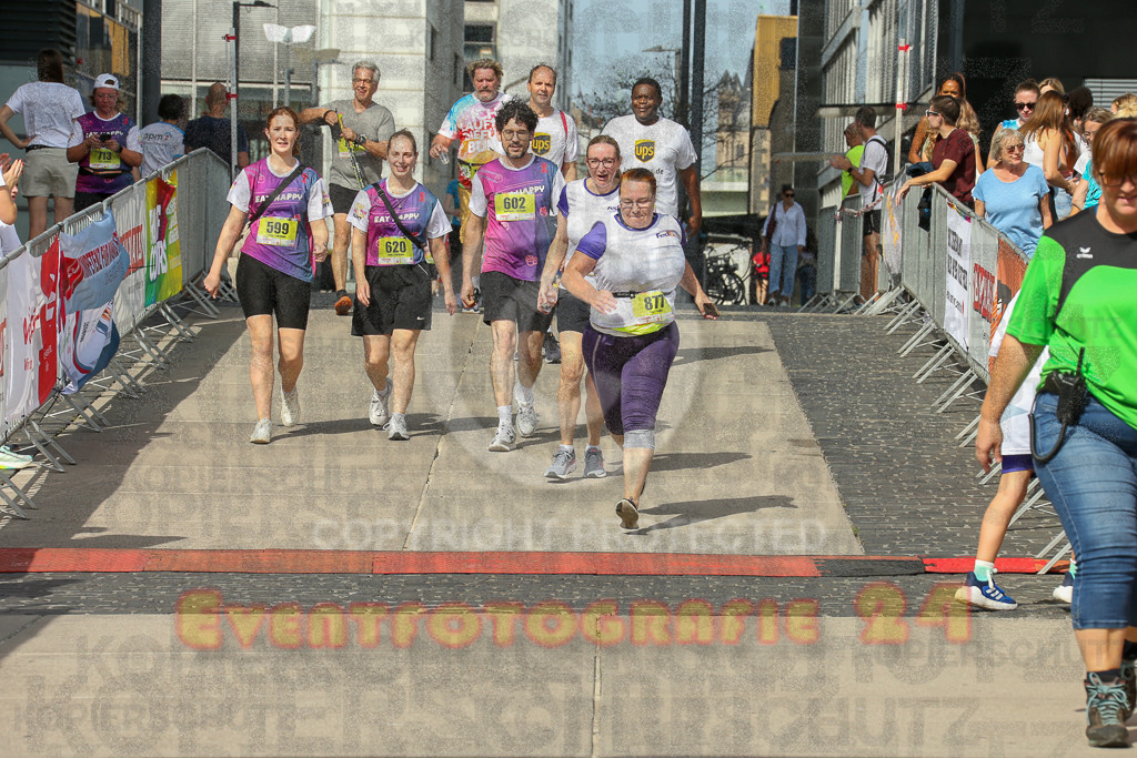 250920_1349_EX1_6804 | Sportfotografie im Rhein-Sieg Kreis, Köln, Bonn, NRW, Rheinland Pfalz, Hessen, etc. Unser Tätigkeitsfeld umfasst den Laufsport vom Volkslauf über den Marathon, Duathlon, Triathon bis zum Ultralauf wie Kölnpfad Ultra oder Schindertrail.