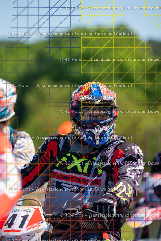 Wolfshausen 2 Lauf -78 | Sportfotografie von RO-Fotos: Motorsport, Motocross, Enduro, Laufveranstaltungen und Triathlon. Professionelle Fotos von Sportlern und Events. - Realisiert mit Pictrs.com
