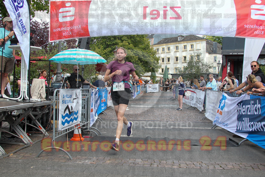 250824_1517_EV4_2792 | Sportfotografie im Rhein-Sieg Kreis, Köln, Bonn, NRW, Rheinland Pfalz, Hessen, etc. Unser Tätigkeitsfeld umfasst den Laufsport vom Volkslauf über den Marathon, Duathlon, Triathon bis zum Ultralauf wie Kölnpfad Ultra oder Schindertrail.