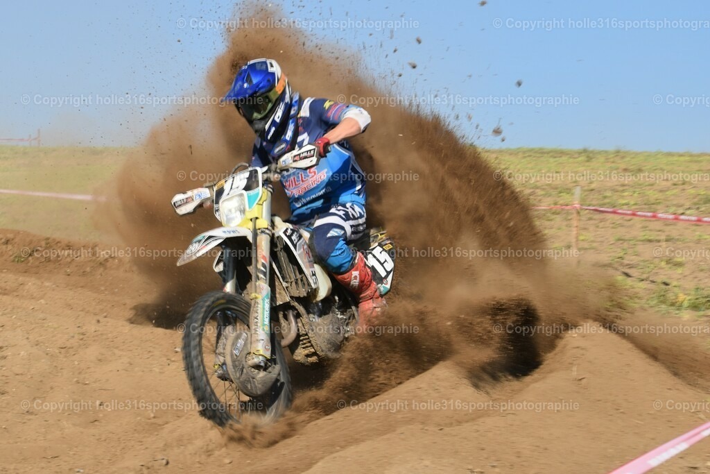 DSC_0406 | Sportfotografie , Motorsport, Motoross, Reitsport, Mointainbike, Enduro,
Landschaft , Outdoor, Eventfotografie, Landschaft, Bilder online bestellen - Realisiert mit Pictrs.com