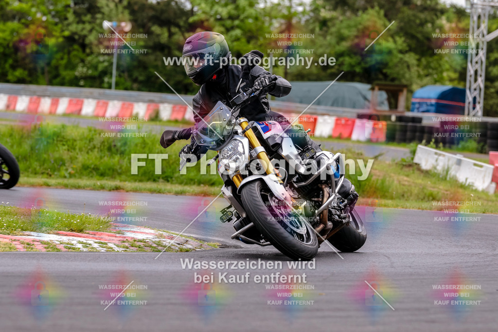 MotoTeamVBK-20535 | Hier findet Ihr Bilder von Touristenfahrten auf der Nürburgring Nordschleife oder von anderen Veranstaltungen die ich besucht habe. Viel Spass beim Durch Schauen 
