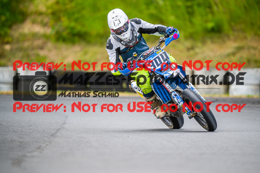 MaZZes_FotoMatrix_220528_9405 | Fotograf Mathias Schmid
Sportfotograf,
Eventfotograf,
Hochzeitsfotograf,
Portraitfotograf