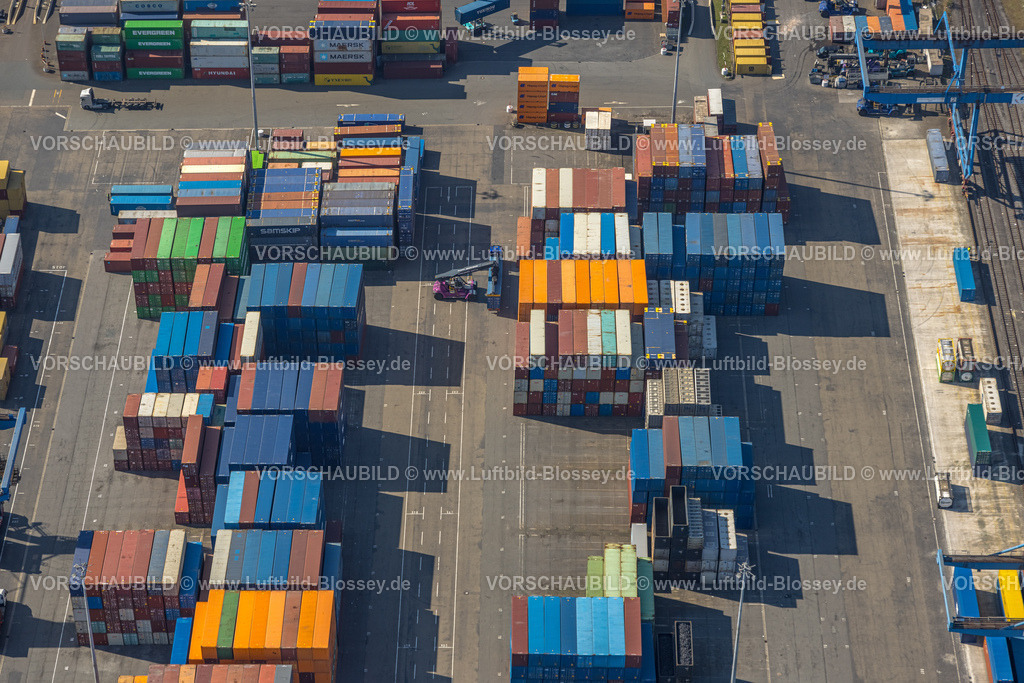 Duisburg250401878LogPort1Rheinhausen | Luftbild, duisport Hafen, logport I Rheinhausen, Containerhafen, Duisburg Hafen D3T Duisburg Trimodal Terminal, Containerterminal, AutomobilLogistik, Friemersheim, Duisburg, Ruhrgebiet, Nordrhein-Westfalen, Deutschland