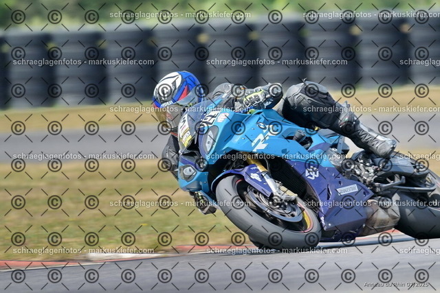 25bt04-1875 | markuskiefer.com - Realisiert mit Pictrs.com