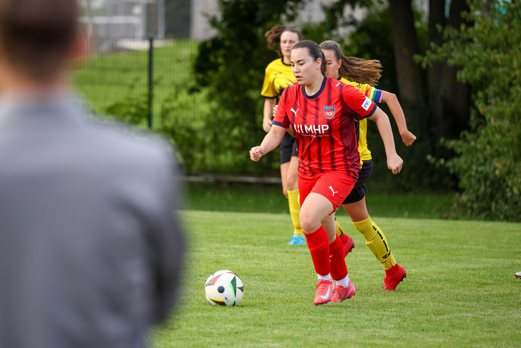 Fußball I FRAUEN I Saison 2025-2026 I Freundschaftsspiel I SGM Ebnat-Waldhausen - 1FC Heidenheim 1846 2 I_250823_3680 | Fotopresso – Sportfotografie in Heidenheim & Umgebung. Professionelle Sportfotografie für unvergessliche Momente. Dynamische Action-Shots, emotionale Szenen & hochwertige Bilder. - Realisiert mit Pictrs.com