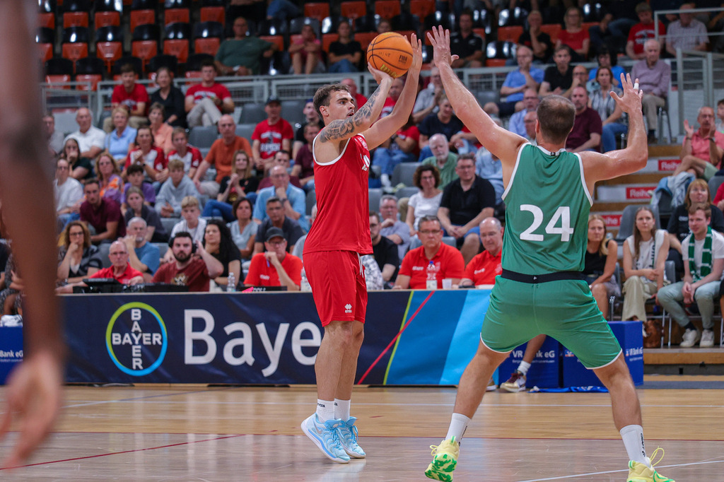 BAYER GIANTS vs VET-CONCEPT Gladiators Trier Test-119 | Fotos von Basketballspielen aus dem Raum NRW fotografiert von Gero Mueller-Laschet und Daniel Schaefer - Realisiert mit Pictrs.com