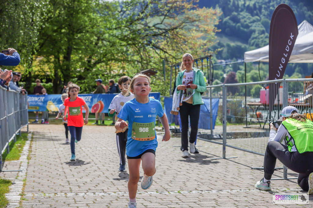 007A2596 | Schliersee Lauf 2026 #flowmotion #schlierseelauf #junglückschlierseelauf #schliersee #halbmarathon @junglueck #sportshot_your_pictrs #yourpictrs #canondeutschland #canonsportphotography