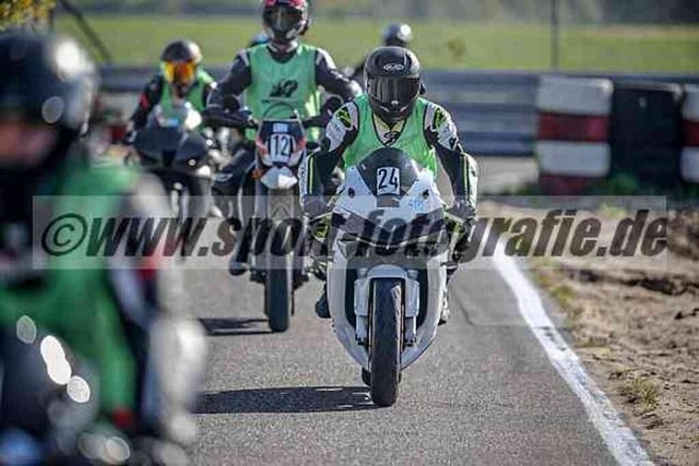 pubi4531 | Professionelle Fotos von Sportveranstaltungen, aber auch Hochzeiten und anderen Events. - Realisiert mit Pictrs.com