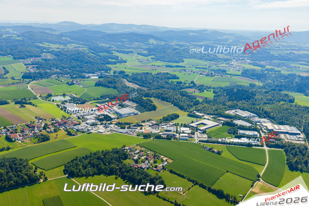 Luftaufnahme von Jahrdorf Hauzenberg Bild- Das Luftbild wurde 2025 vom UL-Flugzeug heraus erstellt ( keine Drohne ) - Hochauflösende Luftaufnahme -Nicht vergleichbar mit Google Maps oder Satelittenbilder- Die Geschenkidee !Mit Lizenz und Bildrechte bestellbar