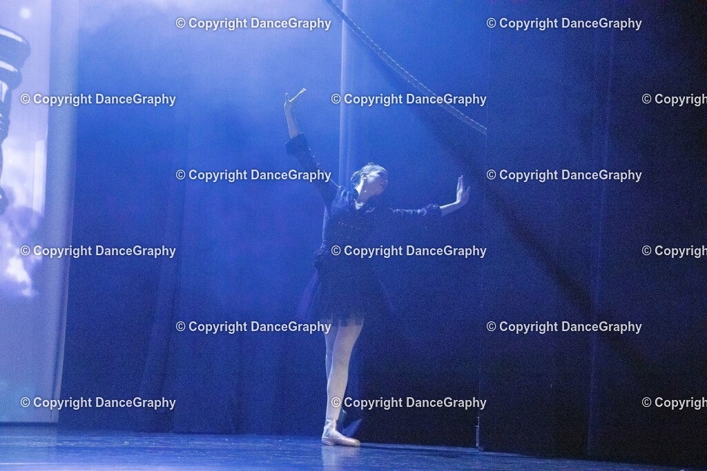 GPHY3161 | DanceGraphy - Realisiert mit Pictrs.com