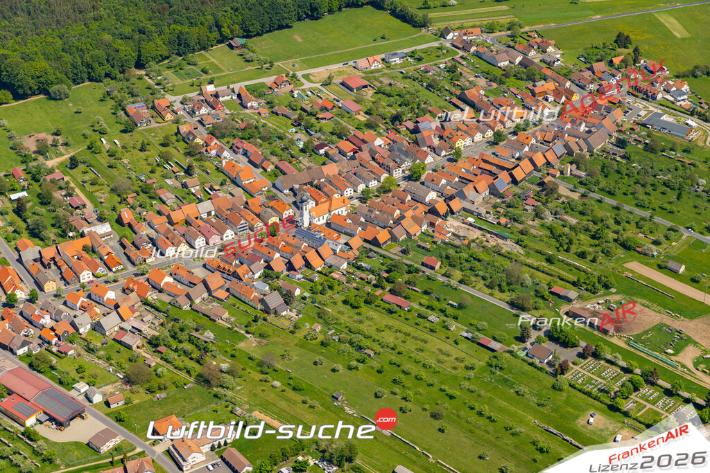 Die Luftaufnahme Langenleiten - Sandberg wurde 2022 vom Flugzeug aus (keine Drohne) erstellt. Hohe Auflösung -für große Poster und Wandbilder geeignet - Garantiert!