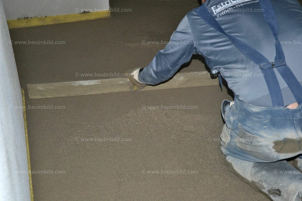 bib-lg19-fussbodenaufbau-0157 | Nach LV-Leistungsgruppen sortierte Detailfotos über den Bau eines Hauses. Alle Hausbau-Bilder direkt vom Urheber und Autor der Website Haus-Selber-Bauen.com