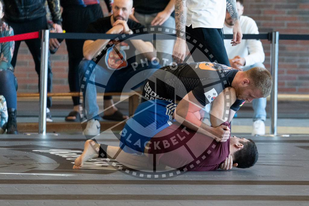 20250329PBB4914 | Fighters compete during the International Luta Livre (ILLCS) Germany IX Spring 2025 Competition spring on March 29, 2025 in Hannover, Germany.© Chiara Dazi