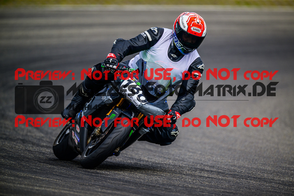 MaZZes_FotoMatrix_240717_6007705_6257 | INST