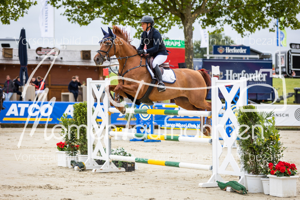 BHO-2PhSpr-M-5-2022 | MomenTaufnahmen Pferdesportfotos