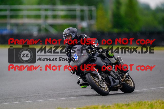 MaZZes_FotoMatrix_240724_6007705_1798 | BLAU