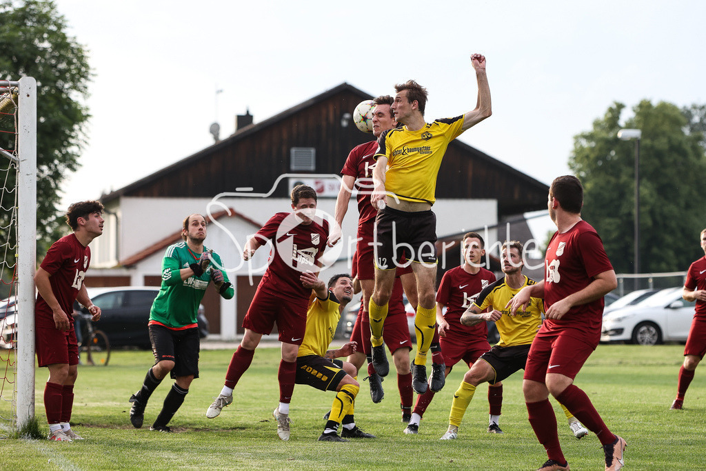 SG Klingsmoos/Pöttmes II - SV Obergriesbach | Professionelle Sportfotos aus den Bereichen Fußball, Eishockey, Handball und vieles mehr. Ob Sieg oder Niederlage
