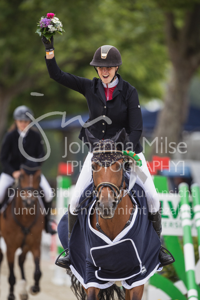 230730_BHO_M2-Spr_1-461 | Deine schönsten Turniermomente als professionelle Fotos! Entdecke hochwertige Pferdesport-Fotografie im Online-Shop. Jetzt Fotos finden & bestellen!