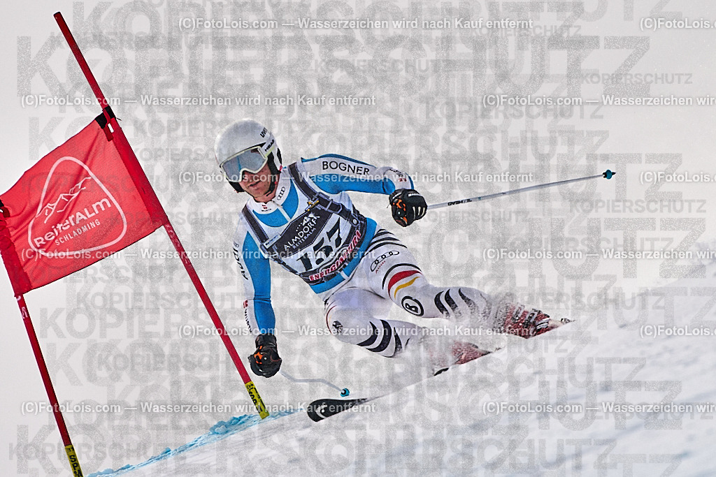 _ALP3183_MASTERS-WM_Reiteralm_A-GS_Tafelmeier Simon | FISWORLD CHAMPIONSHIPSMASTERS ALPINE SKIING, 23. – 28. MÄRZ 2026 - REITERALM | STMK | AUT.   Veranstaltet vom Masters-Referat des Deutschen Skiverbandes (DSV). Durchführende Organisation: WSV Pichl-Reiteralm, unterstütutzt von den Bergbahnen REITERALM bei Schladming und SKI AUSTRIA.                            Disziplinen:  Super-G, GiantSlalom, Slalom.                                                 Kategorien:  A (Herrn 30-59 Jahre), B (Herrn ab 60 Jahre), C (Damen 30-59 Jahre), D (Damen ab 60 Jahre).                Rennstrecken:   Gasselhöhe und Muldenliftpiste auf der Reiteralm.
