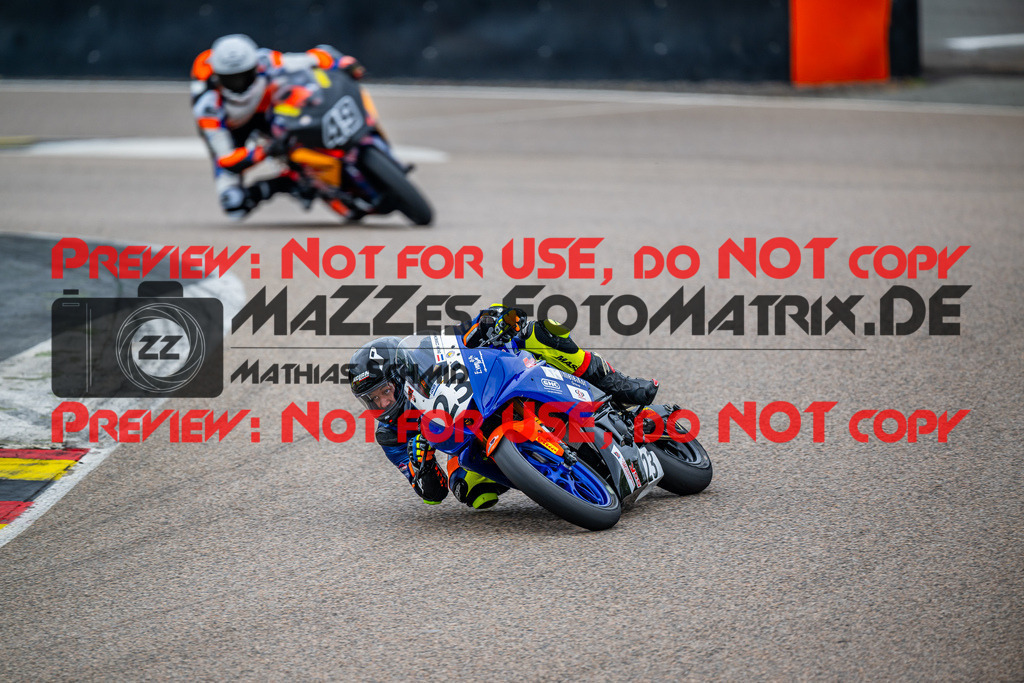 MaZZes_FotoMatrix_240503_6007705_5673 | SSP300