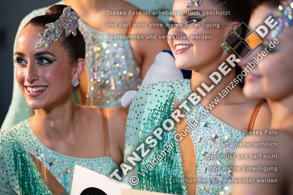 20260322-02561 | Hier finden Sie Tanz Bilder vom Latein und Standard Formationen tanzen. Sportbilder vom Tanzsport. Schöne Fotos und von Weltmeisterschaft, Europameisterschaft, Bundesliga, Regionalliga, Oberliga und Landesliga sowie von GOC Stuttgart, DanceComp, WM Bremen