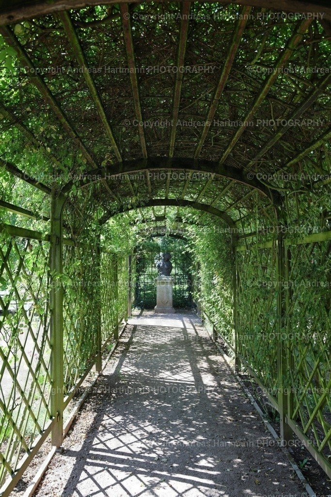 Laubengang Dornburger Schlösser | Laubengang Dornburger Schlösser - Realisiert mit Pictrs.com