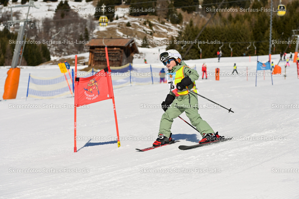 SRF_27.02.2026_174 | Skirennfotos,Serfaus,Fiss,Ladis,Kinderskirennen,Winter,Tirol,Oberland,skirace,SFL,feelfree,weil wir's genießen,ski,Ski,skifahren,Sonnenplateau, - Realisiert mit Pictrs.com