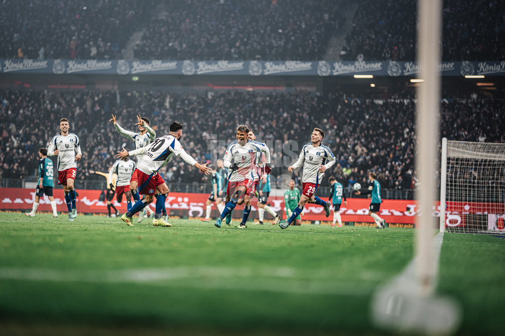 Fußball | Männer | Saison 2024/2025 | 2. Fußball-Bundesliga | 18. Spieltag | Hamburger SV vs. 1. FC Köln | 18.01.2025 | Torjubel von Ransford Königsdörffer (#11, HSV)