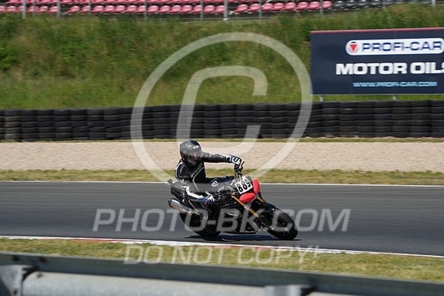 2025_05_12_PBK_18006 | Sportfotografie; SlowMotion; Video; Rennstrecke; Hafeneger; Speer; Racing; RSE; BMW; CBO; Trackday; Motorsportarena; Hockenheimring; Brno; Most; Barcelona; Valencia