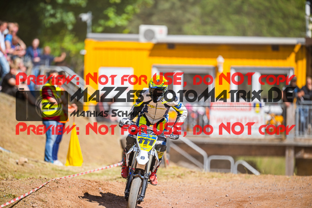 MaZZes_FotoMatrix_220529_0039 | Fotograf Mathias Schmid
Sportfotograf,
Eventfotograf,
Hochzeitsfotograf,
Portraitfotograf