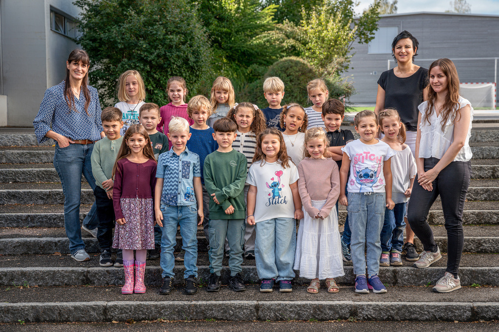 ZD260914110350-Bearbeitet | Fotoshop von zweidimensional Fotografie. Ihr Fotograf im Aargau. Abzüge von Ihrem Fotobox Event bestellen.Abzüge von Ihrem Hochzeit bestellen.Abzüge von Ihrem Schulfotograf bestellen.