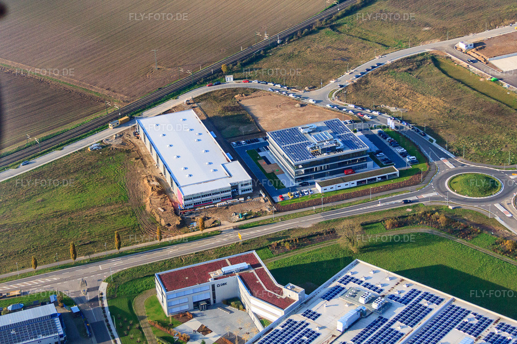 Luftbild: Neubau der ITK Engineering GmbH in Rülzheim im Bundesland Rheinland-Pfalz in Deutschland. Foto: IMG_61093.jpg vom 18.11.2013 durch Werner Riehm/FLY-FOTO.deITK Engineering - Ihr Partner für Digital Engineering