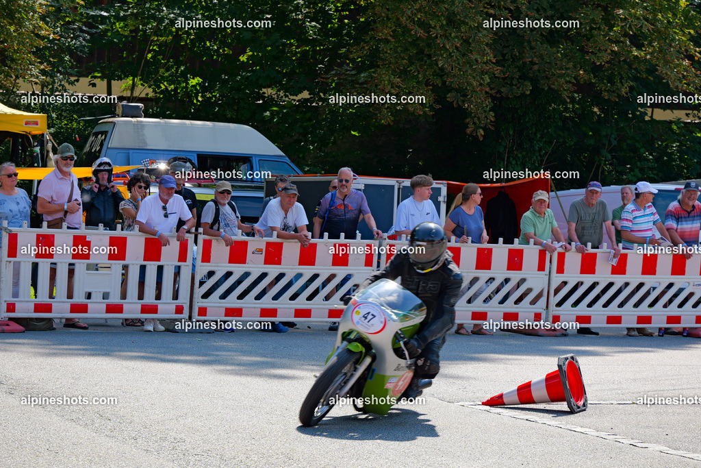 P1014823 | Erleben Sie atemberaubende, hochqualitative Fotos Ihrer Fahrt entlang der malerischen Alpenstraßen. Besuchen Sie alpineshots.com, um professionelle Aufnahmen Ihrer unvergesslichen Reise zu finden und zu kaufen - Realisiert mit Pictrs.com