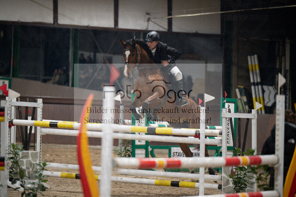 Hallenreittunier Voxtrup 2023 | Entdecke hochwertige Reitturnierfotos von Foto Oger. Professionell, emotional und authentisch – jetzt Lieblingsmomente im Shop bestellen.Deutschlandweite Turnierfotografie. - Realisiert mit Pictrs.com