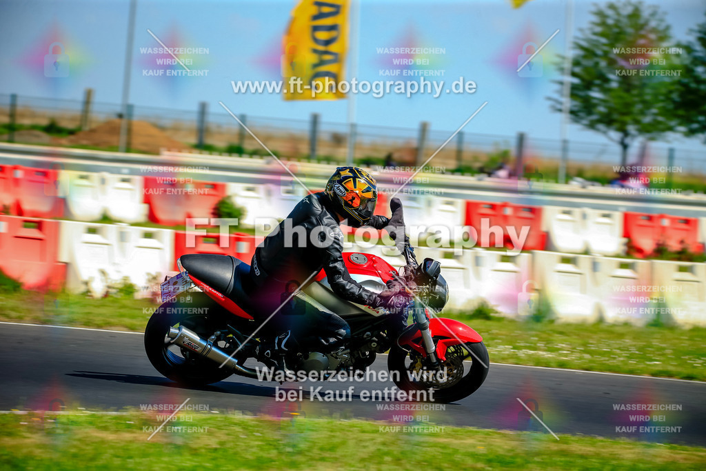 _NBG3980 | Hier findet Ihr Bilder von Touristenfahrten auf der Nürburgring Nordschleife oder von anderen Veranstaltungen die ich besucht habe. Viel Spass beim Durch Schauen 