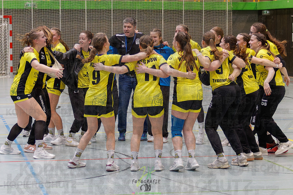 Hessenmeisterschaft wJC - Finale; HSG Kleenheim - HSG Weiterstadt/ Braunsh.Worf. | Hessenmeisterschaft wJC - Finale; HSG Kleenheim - HSG Weiterstadt/ Braunsh.Worf. am 22.03.2025 in Biedenkopf (Sporthalle Lahntalschule)Photo © 2025 - Jörg Heinrich - Realisiert mit Pictrs.com