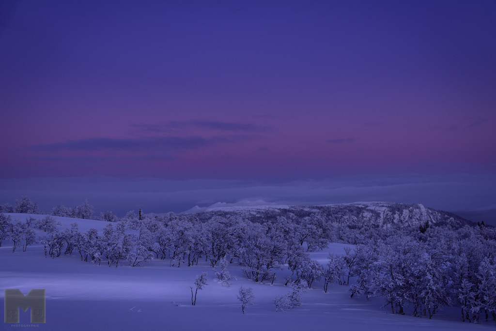 Letztes Licht auf Anåfjäll und Funasdalsberg  | Landschafts- und Tierfotografie zu allen Jahreszeiten. Und immer die Schönheit des Lichtes im Auge... - Realisiert mit Pictrs.com