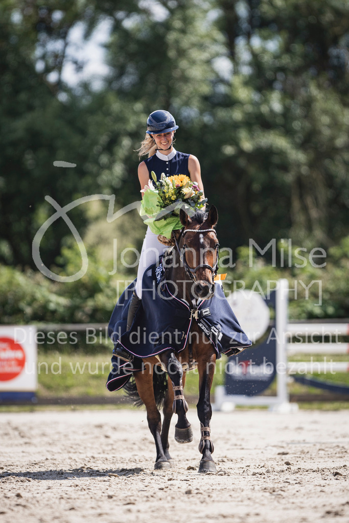 250629_PfSpTa_2Ph-M1-808 | Deine schönsten Turniermomente als professionelle Fotos! Entdecke hochwertige Pferdesport-Fotografie im Online-Shop. Jetzt Fotos finden & bestellen!
