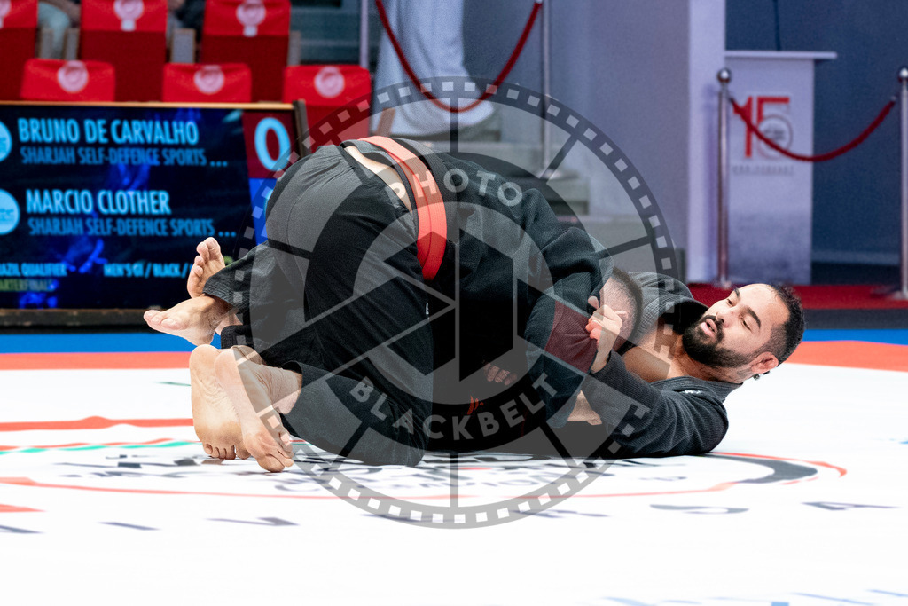 20231106PBB1215 | Fighters compete during the AJP World Master Championship in the Mubadala Arena in Abu Dhabi, Arab United Emirates, on November 6, 2023.