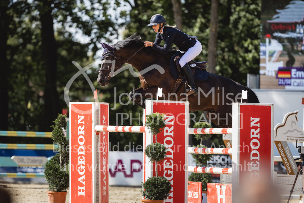 230826_Delbrueck_M2-Spr-821 | Deine schönsten Turniermomente als professionelle Fotos! Entdecke hochwertige Pferdesport-Fotografie im Online-Shop. Jetzt Fotos finden & bestellen!