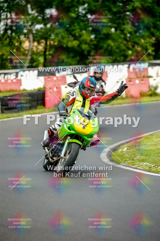 VBK-4557 | Hier findet Ihr Bilder von Touristenfahrten auf der Nürburgring Nordschleife oder von anderen Veranstaltungen die ich besucht habe. Viel Spass beim Durch Schauen 