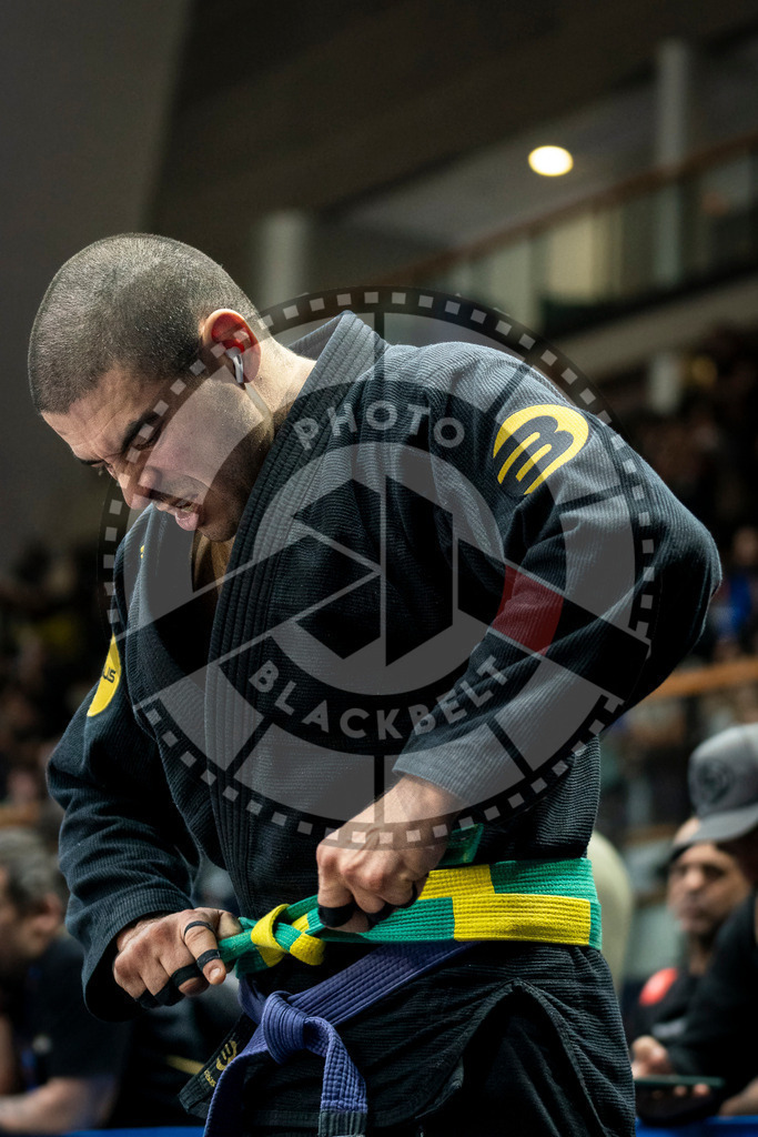 20240125PBB00602 | Fighters compete during the sixth day of the Brazilian Jiu-jitsu European Championship of the IBJJF in Paris, France, on January 25, 2024.