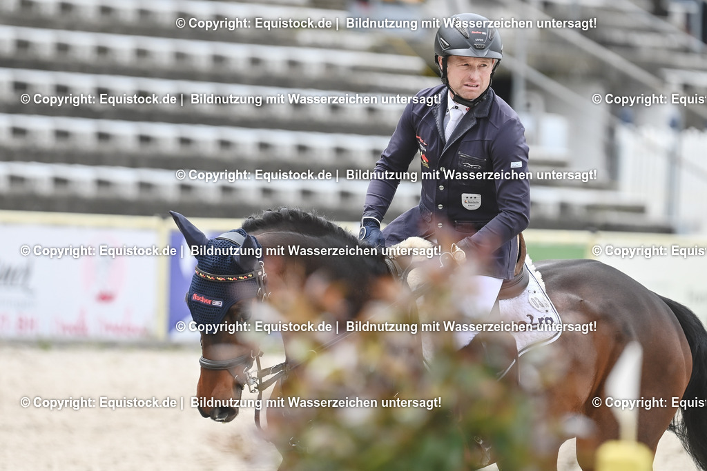 20230514_CCI4_Springen_0402 | equistock