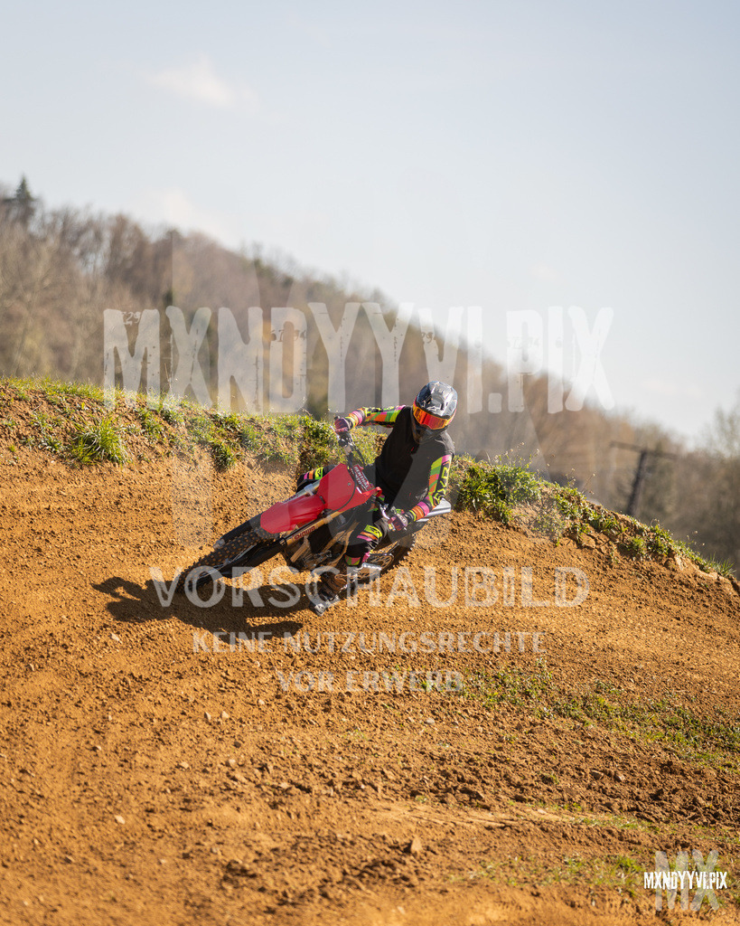 866A3232 | mxndyyvipix