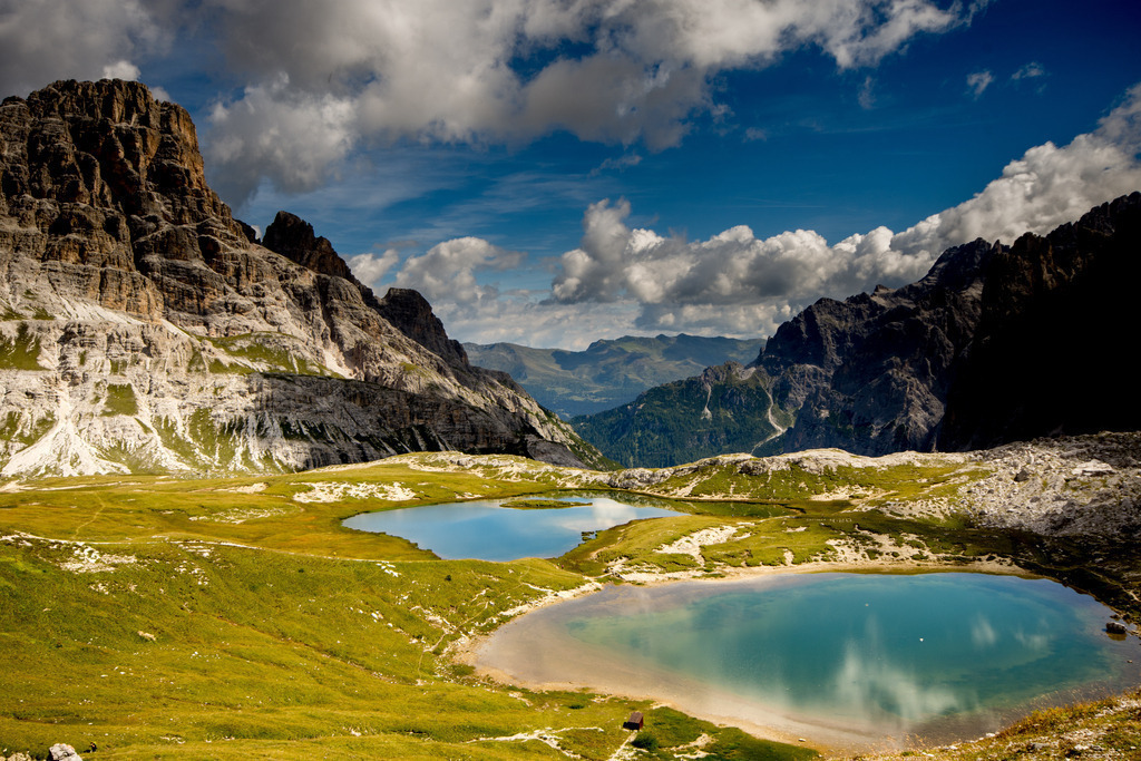 Bergseen | Die 2 Bergseen unterhalb der Dreizinnenhütte - Realisiert mit Pictrs.com